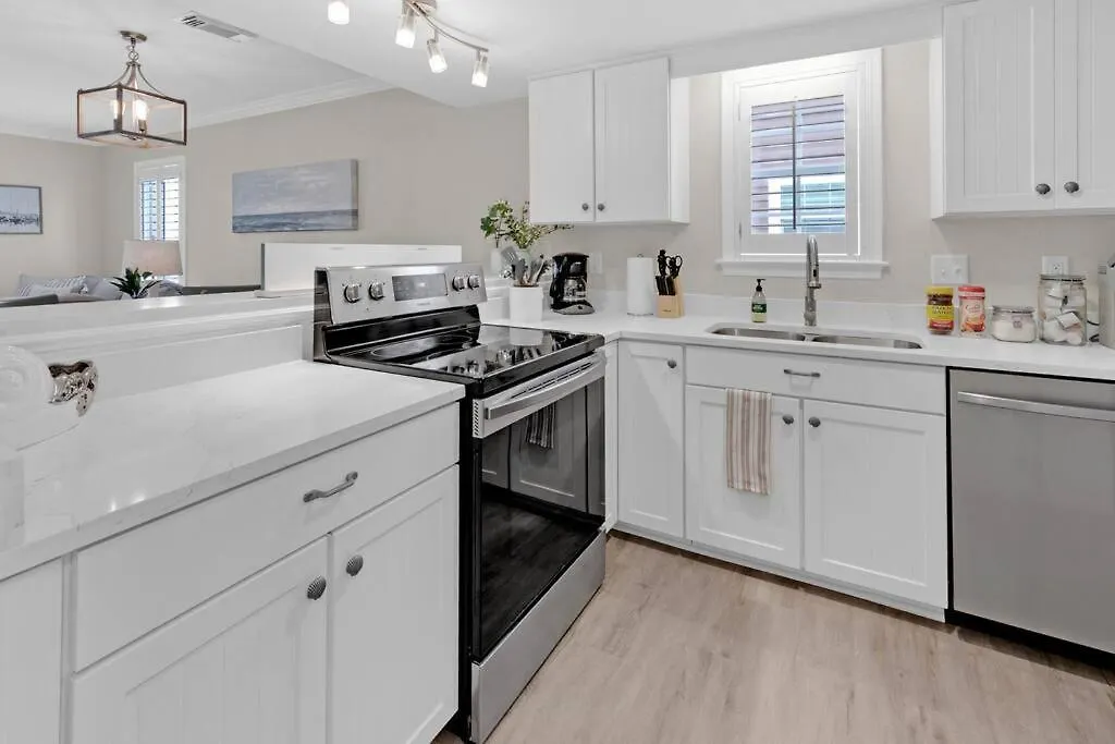 Charming Holiday Isle Destin Beach Access Townhome Holiday home