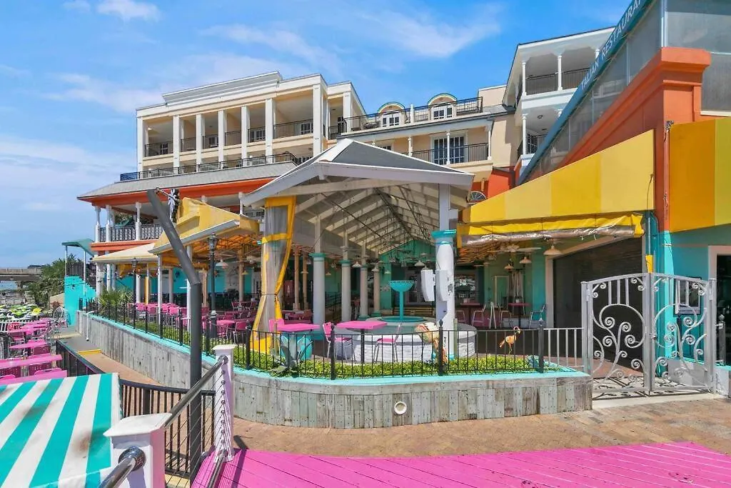 Charming Holiday Isle Destin Beach Access Townhome Holiday home